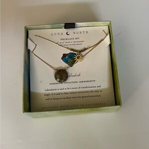 Luna Norte necklace set
